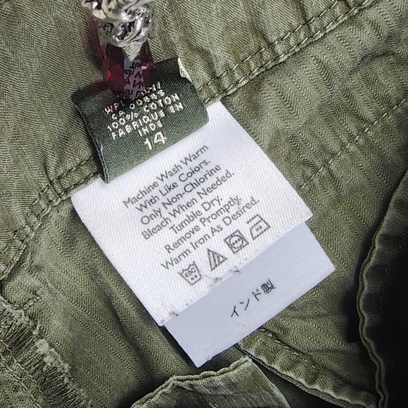 Size 14 Eddie Bauer 100% Cotton Vashon Fit Cargo Capri in Olive Green - Picture 4 of 13